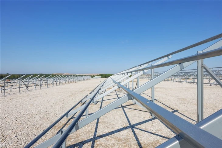 Ramming Piles For Utility-Scale Solar Projects high quality