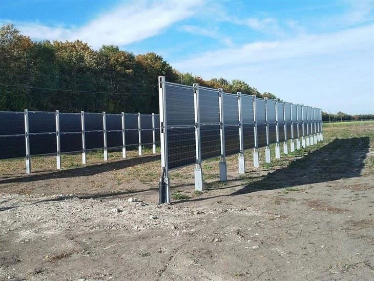 Vertical Bifacial Solar Panels Mounting